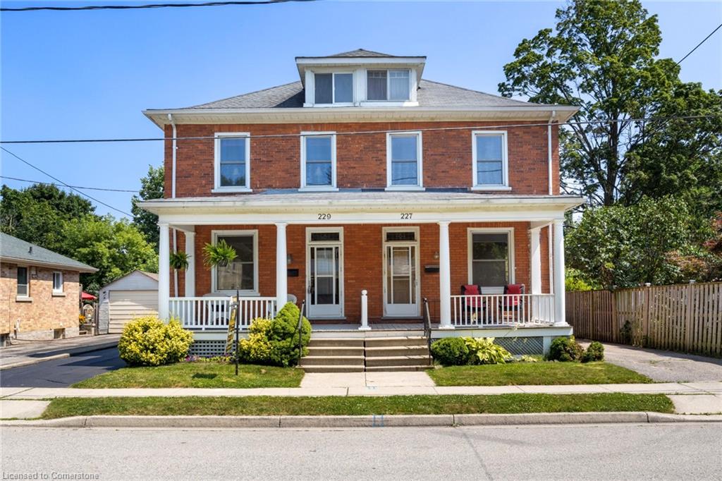 229 Waterloo Street N Property Photo 1