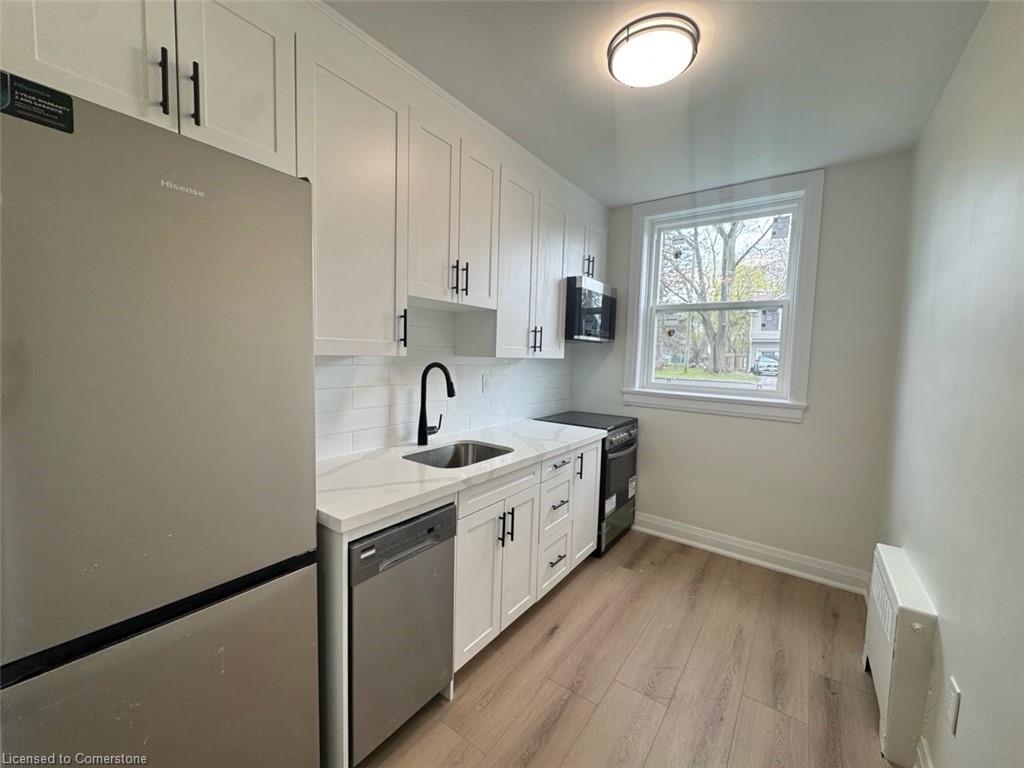 3-32 Price Avenue Property Photo 1