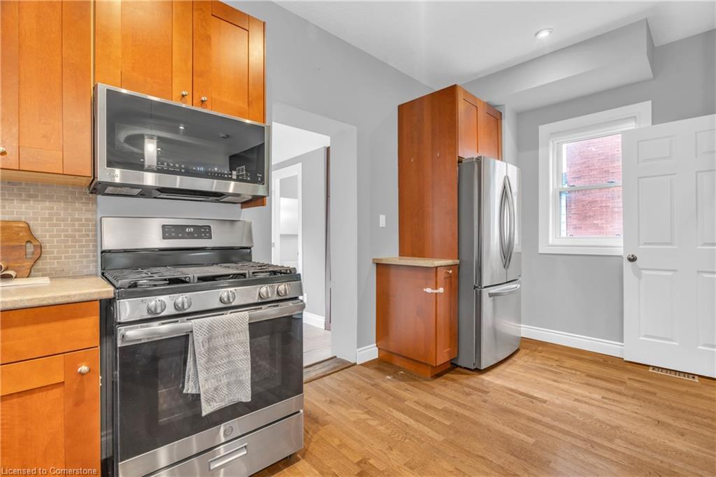 59 Lowell Street N Property Photo 13