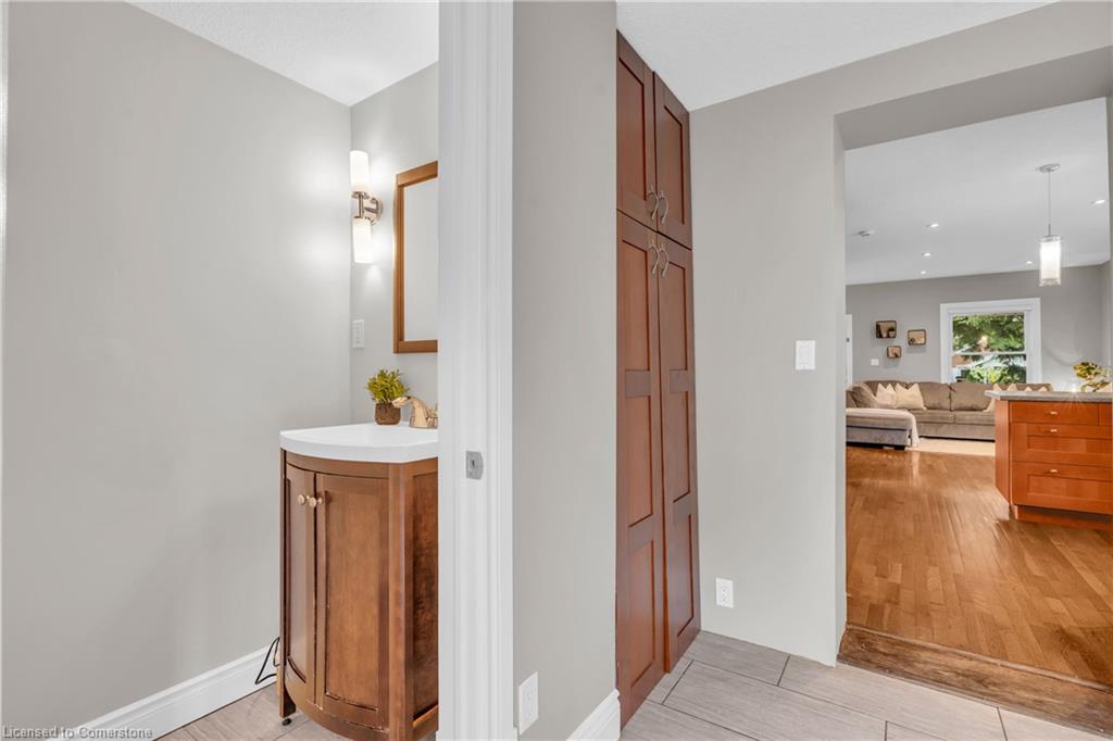 59 Lowell Street N Property Photo 17