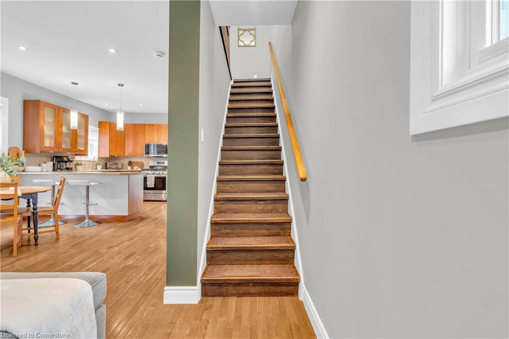 59 Lowell Street N Property Photo 18