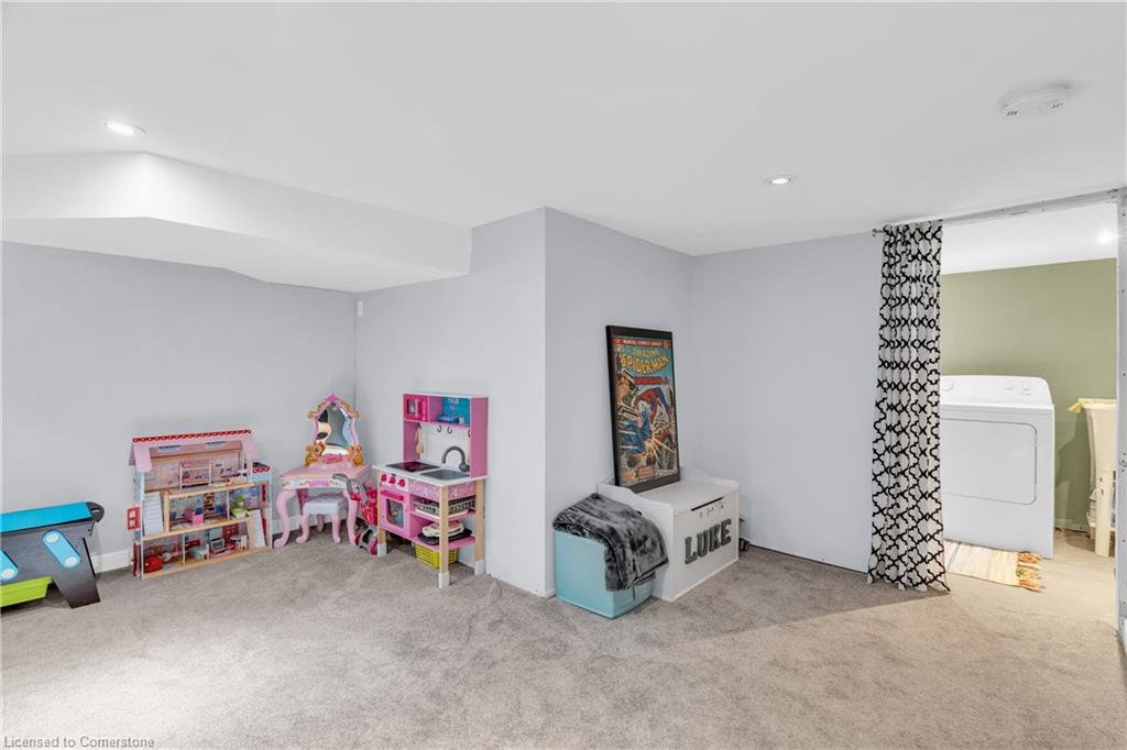 59 Lowell Street N Property Photo 30