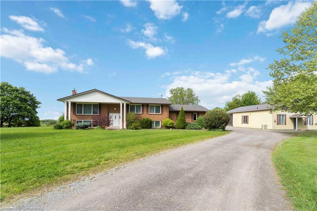 5329 King Street Property Photo 1