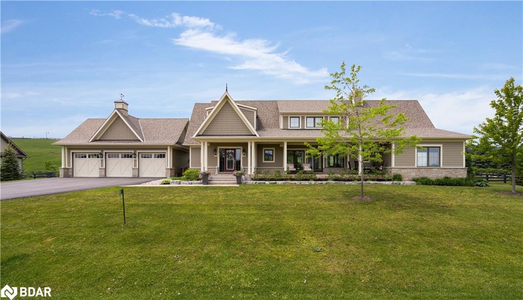 12 Thoroughbred Drive Property Photo 1