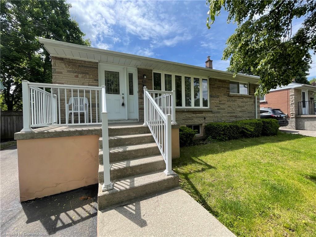 349 Whitney Avenue Property Photo 4