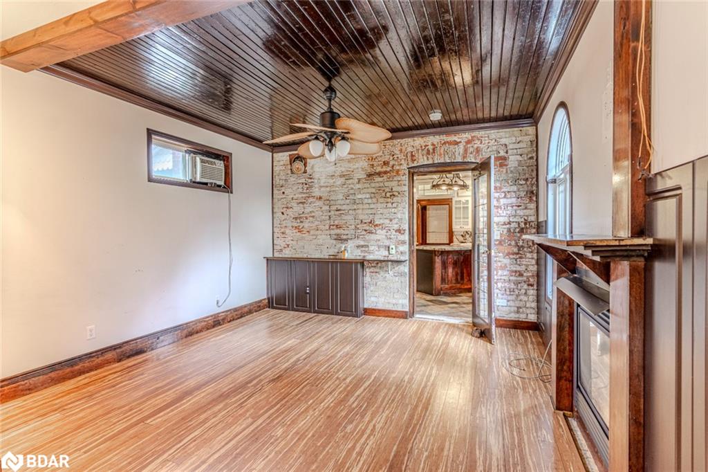210 Bradford Street Property Photo 3