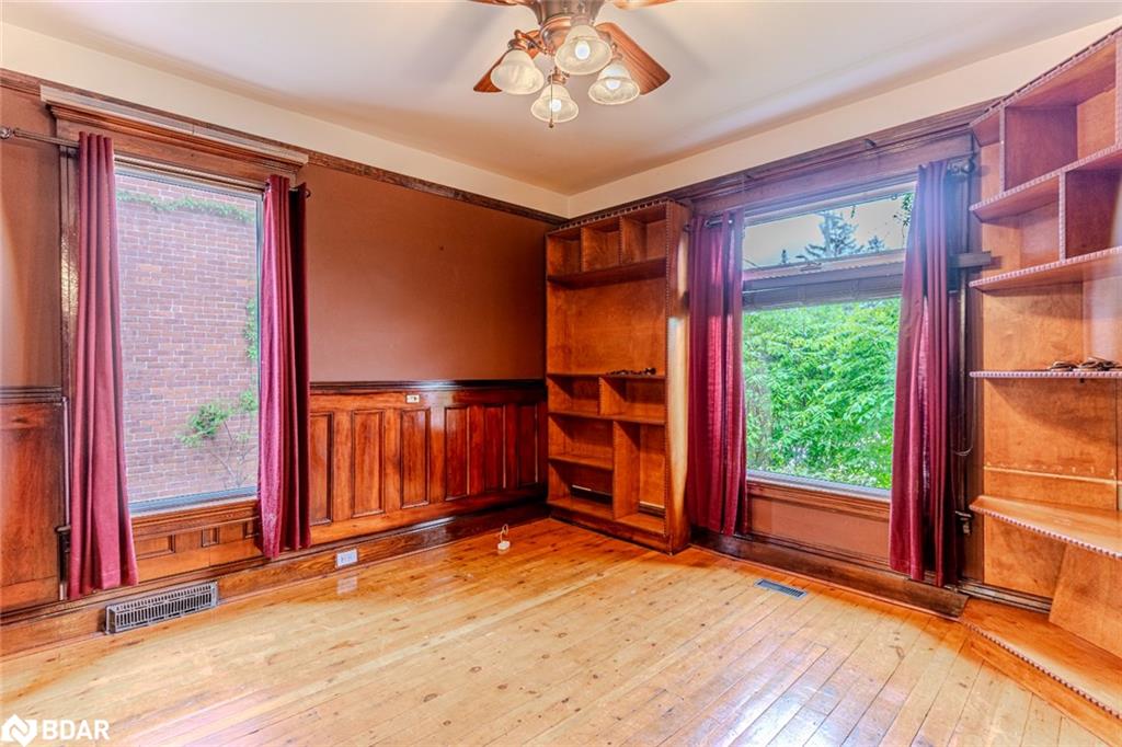 210 Bradford Street Property Photo 8