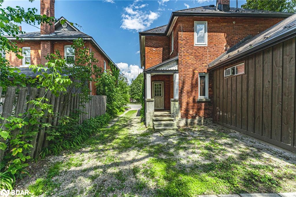 210 Bradford Street Property Photo 17