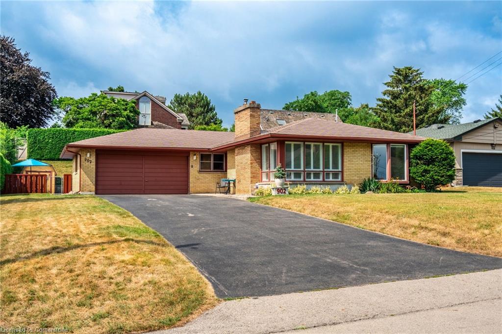 902 North Shore Boulevard W Property Photo 1