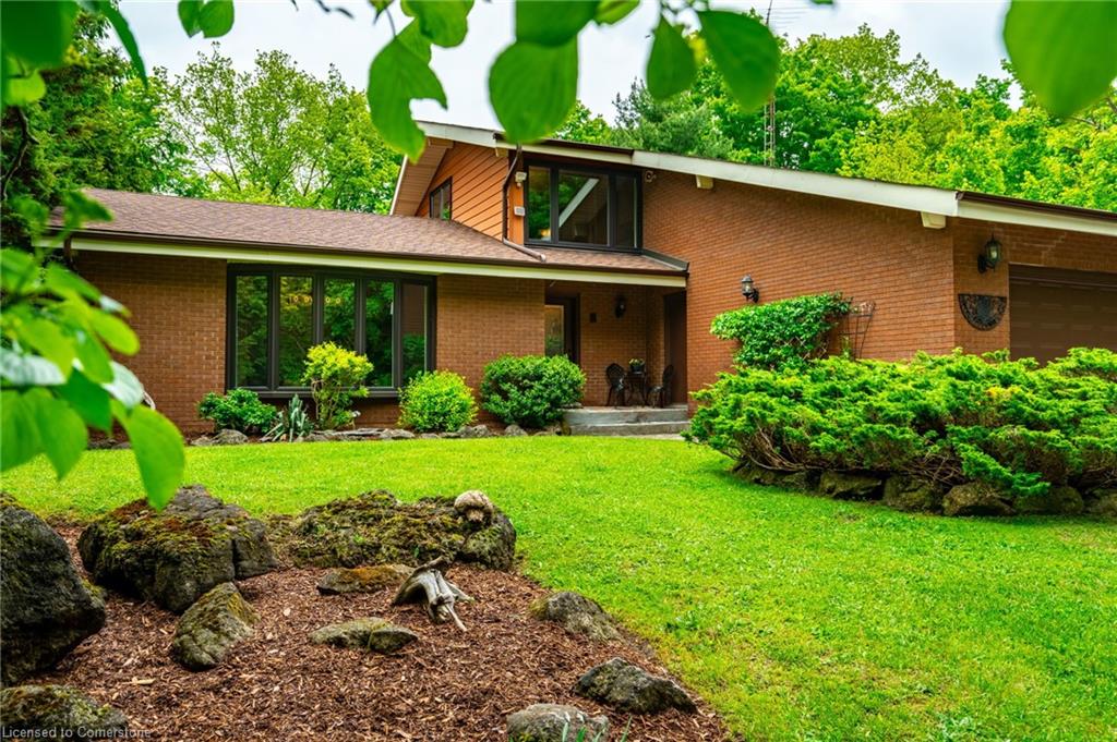 7575 Milburough Line Property Photo 3