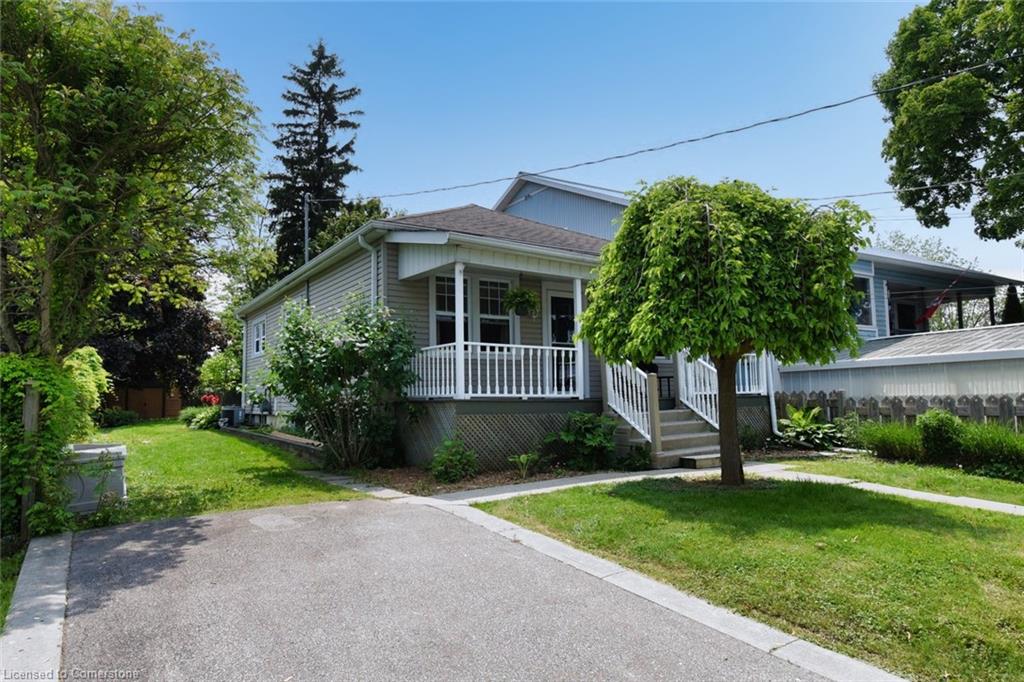 145 Orkney Street E Property Photo 1
