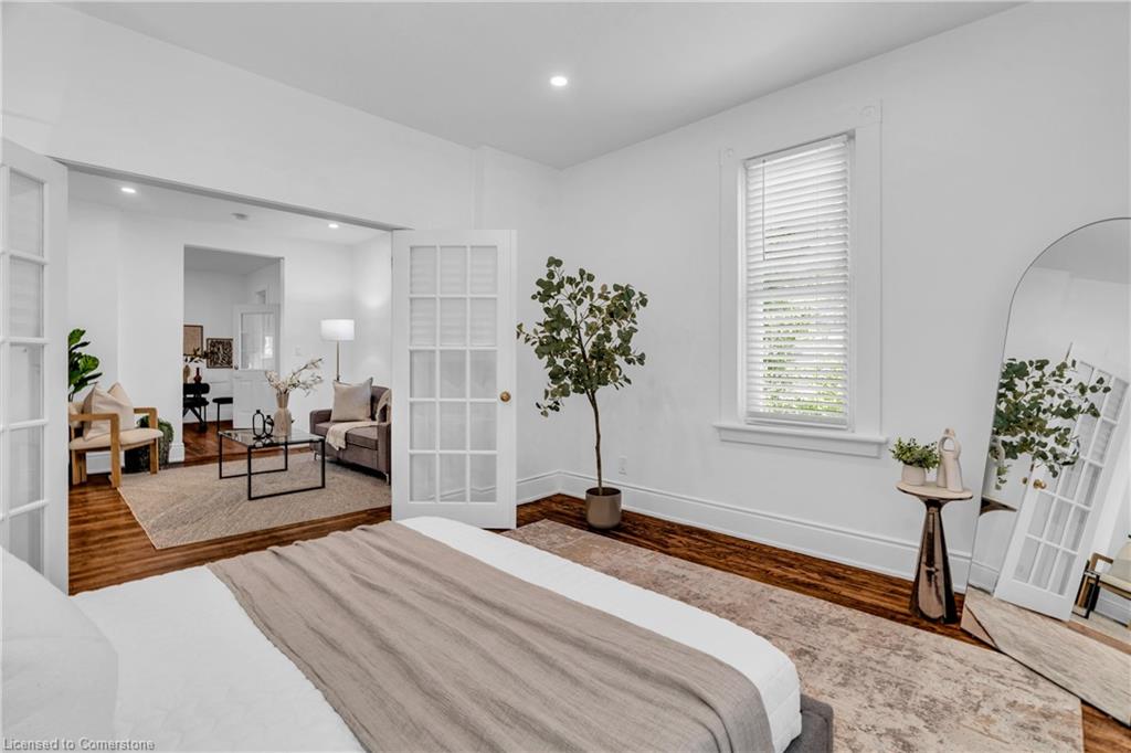 52 Henry Street Property Photo 17