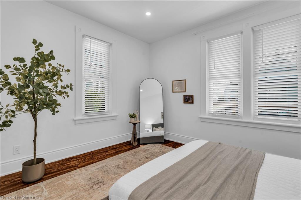 52 Henry Street Property Photo 18