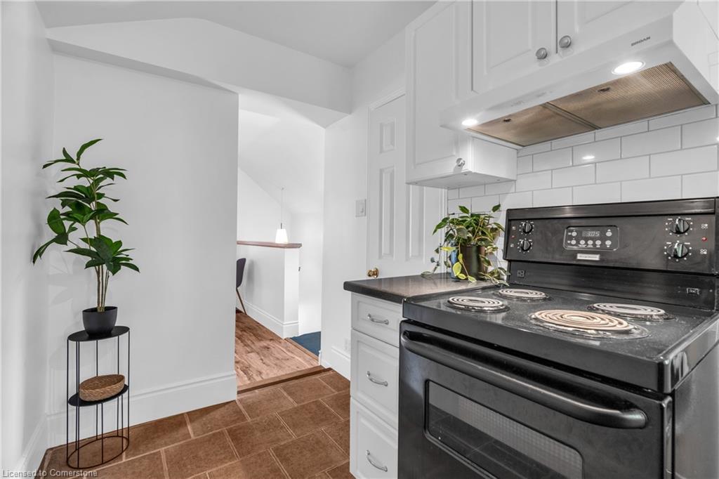 52 Henry Street Property Photo 35