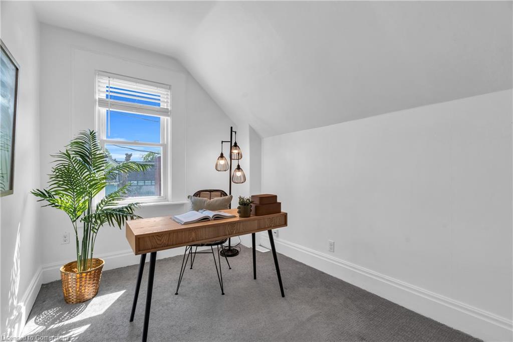 52 Henry Street Property Photo 38