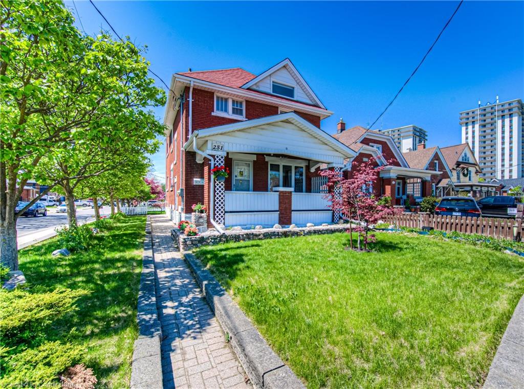 251 Margaret Avenue Property Photo 1