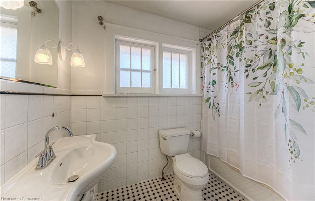 251 Margaret Avenue Property Photo 38