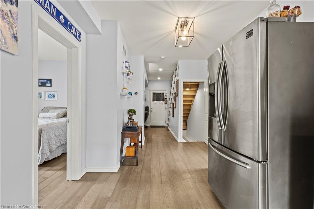 55 Albert Street W Property Photo 11