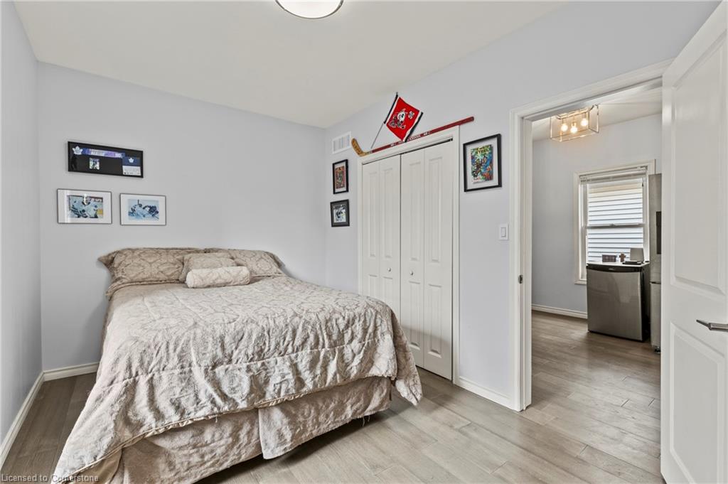 55 Albert Street W Property Photo 23