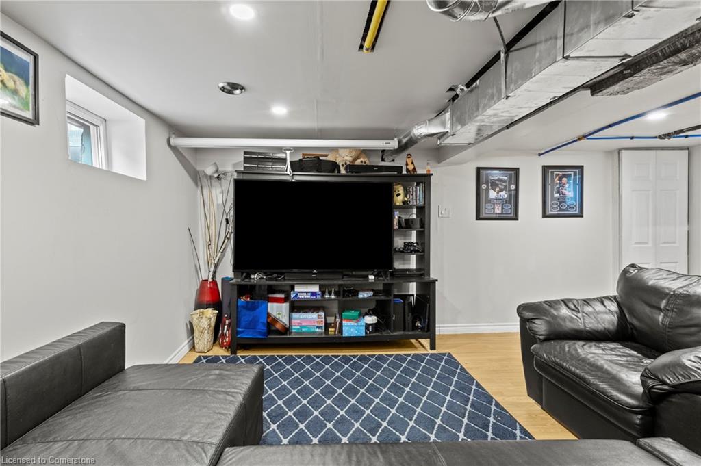 55 Albert Street W Property Photo 34
