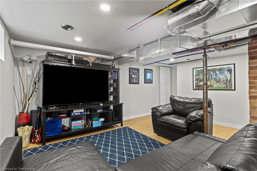 55 Albert Street W Property Photo 35