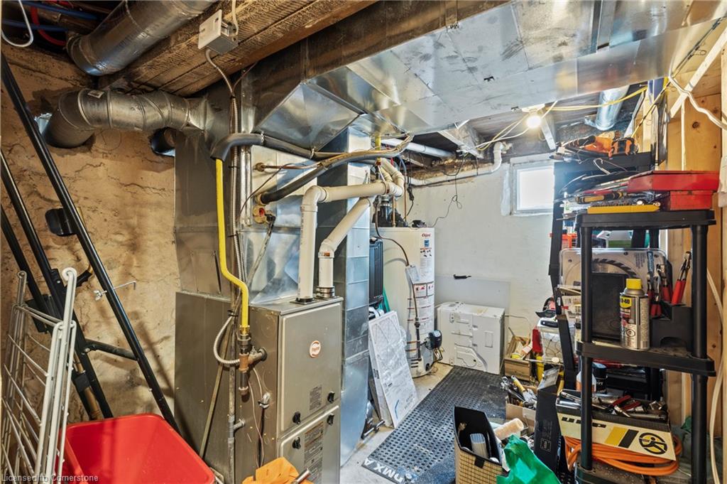 55 Albert Street W Property Photo 38