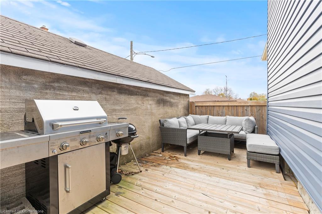 55 Albert Street W Property Photo 42