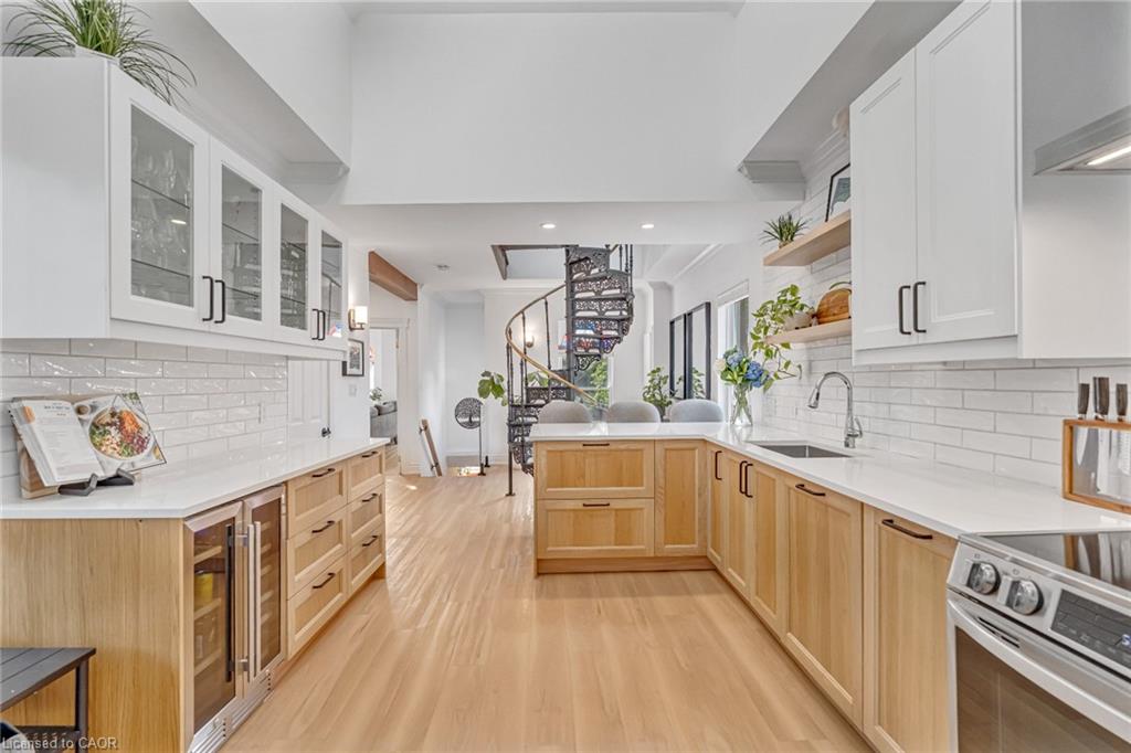 15 Fairmount Avenue Property Photo 11