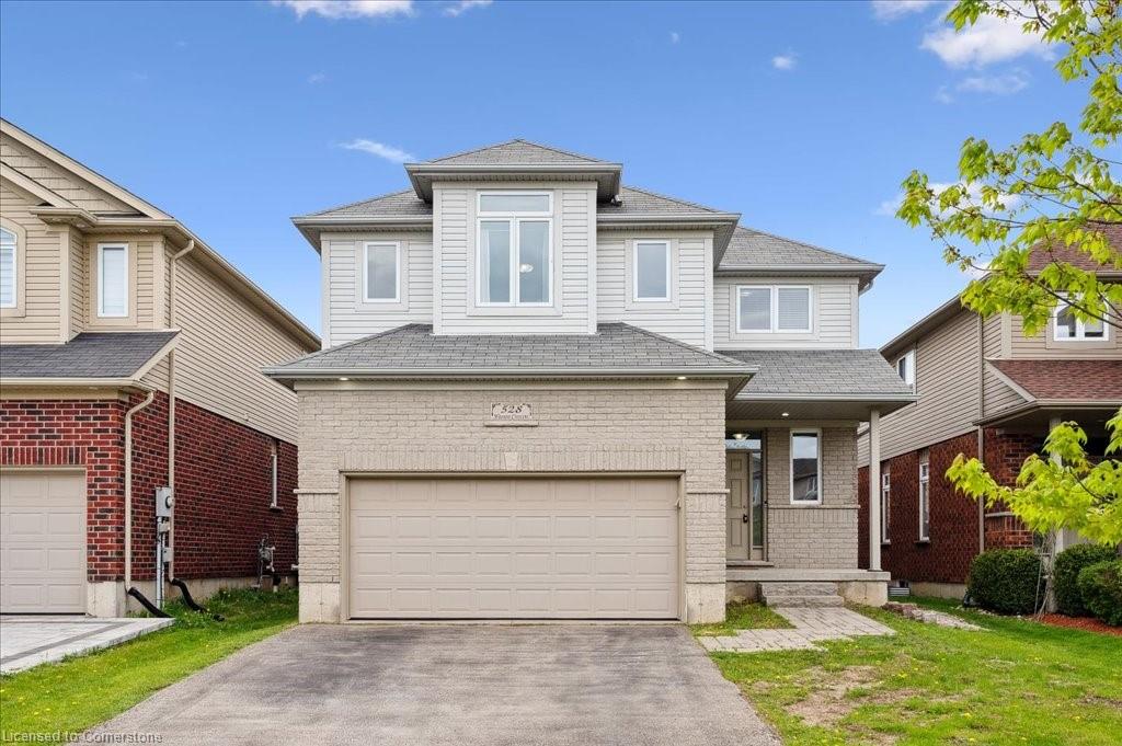 528 Wasaga Crescent Property Photo 1