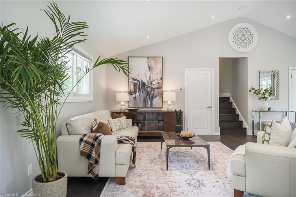 6 Kew Court Property Photo 13