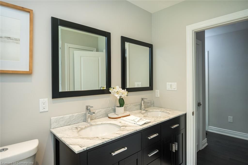 6 Kew Court Property Photo 20