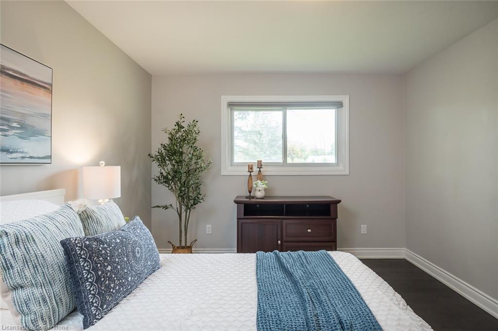 6 Kew Court Property Photo 24