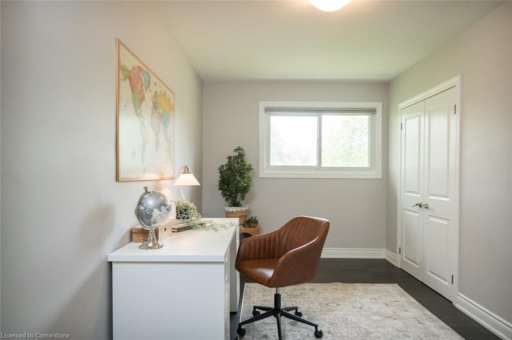 6 Kew Court Property Photo 26