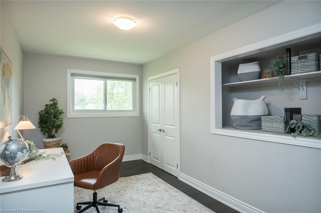 6 Kew Court Property Photo 27