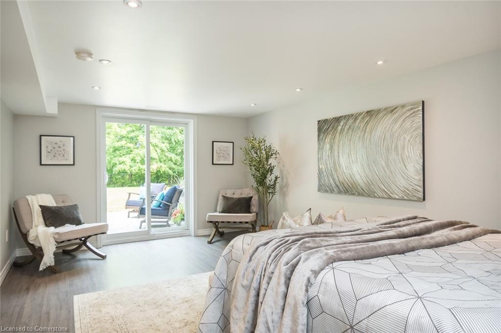 6 Kew Court Property Photo 32