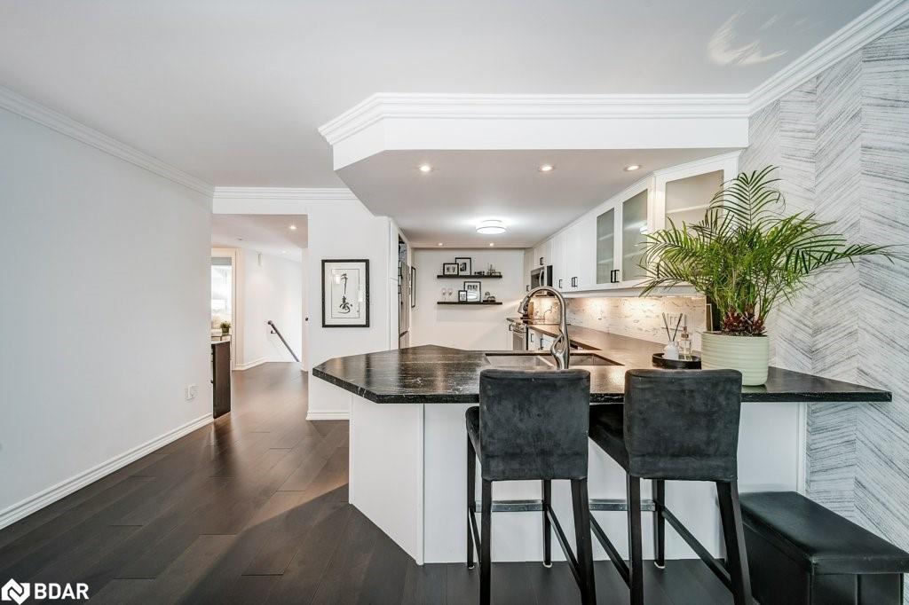 33-520 Silken Laumann Drive Property Photo 14