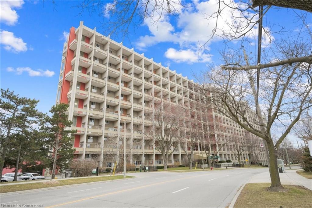 222-350 Quigley Road N Property Photo 1
