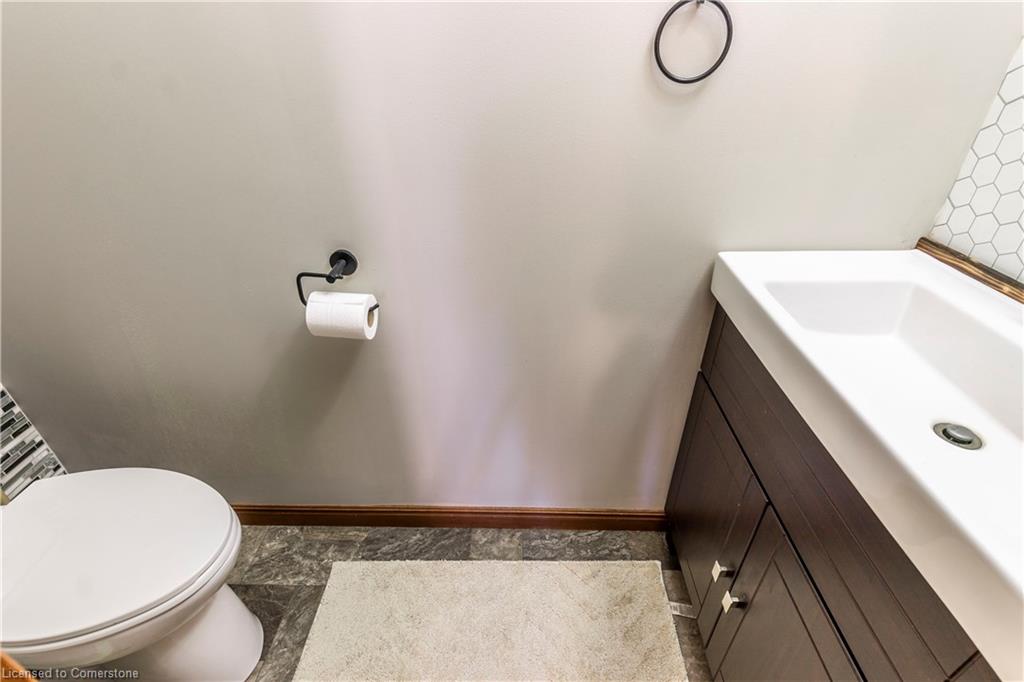 30 Erie Street Property Photo 22