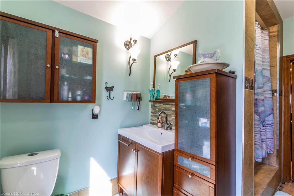30 Erie Street Property Photo 28