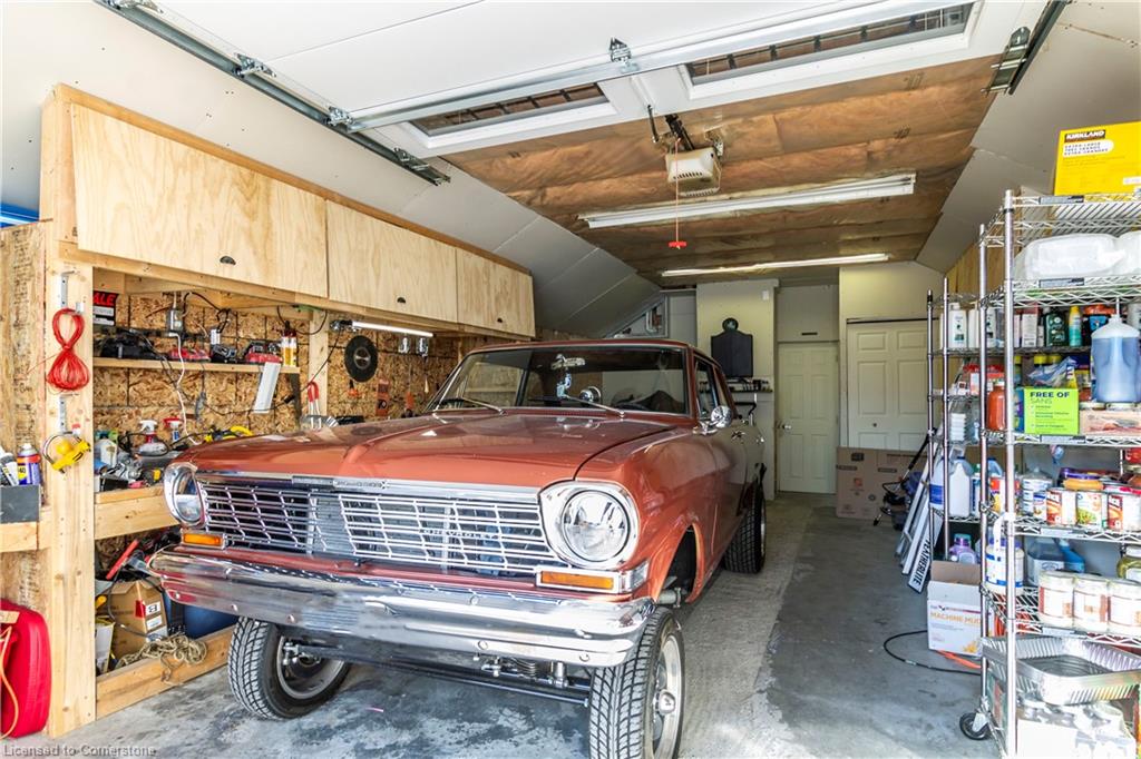 30 Erie Street Property Photo 47