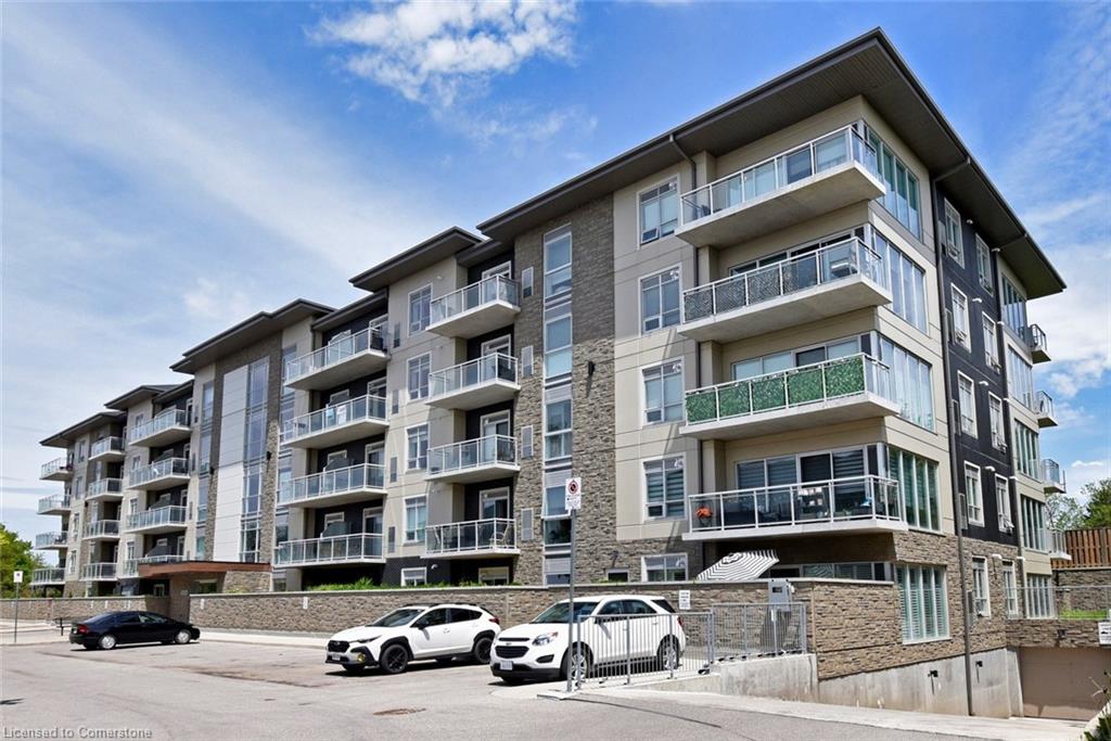 313-16 Markle Crescent Property Photo 1