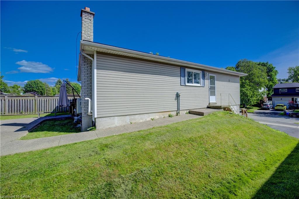 40 Meadowbrook Drive Property Photo 25
