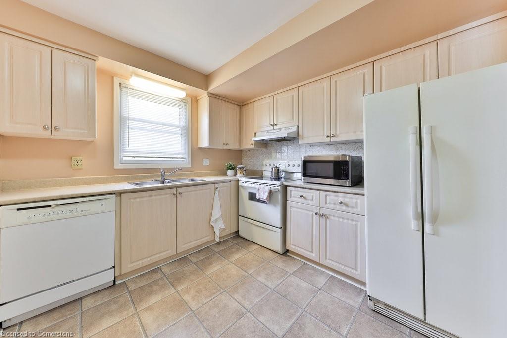 2420 Mainroyal Street Property Photo 12