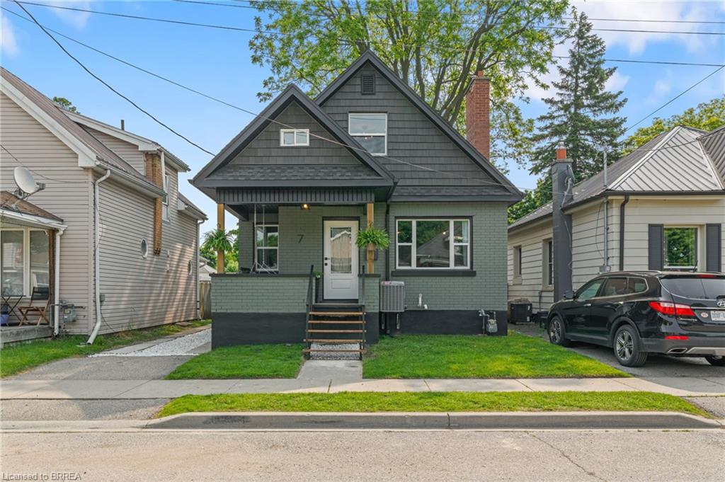 7 Esther Street Property Photo 1
