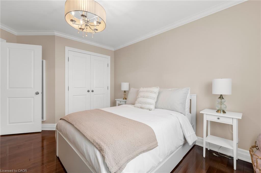 1705 Upper Wellington Street Property Photo 27