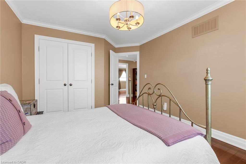 1705 Upper Wellington Street Property Photo 30