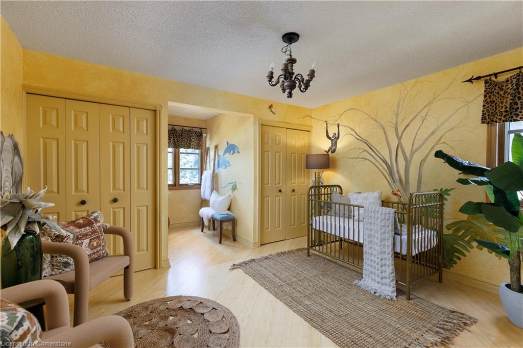 262 Mary Street Property Photo 30