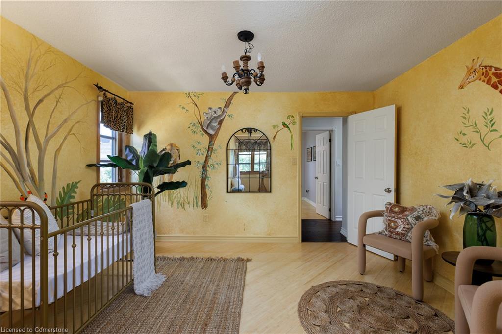 262 Mary Street Property Photo 31