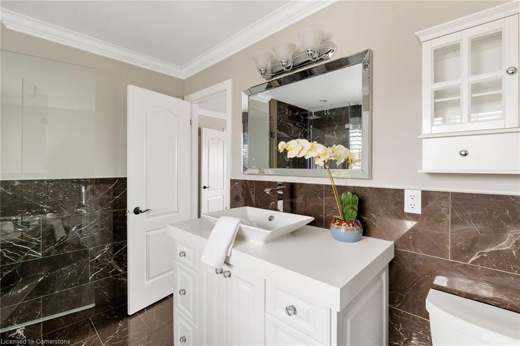 2225 Glazebrook Circle Property Photo 22