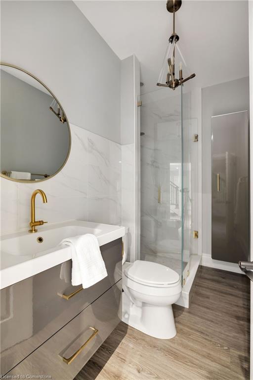 2225 Glazebrook Circle Property Photo 32